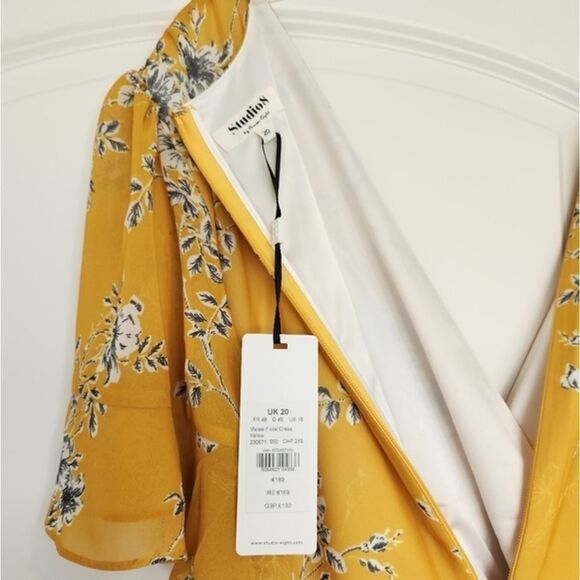 Studio8 Floral‎ Dress - Picture 10 of 11